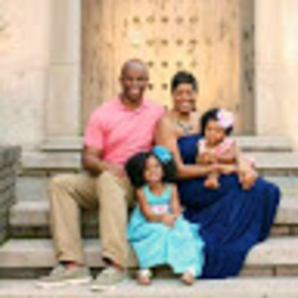 Meet your Posher, Kyle - Picture 1 of 1